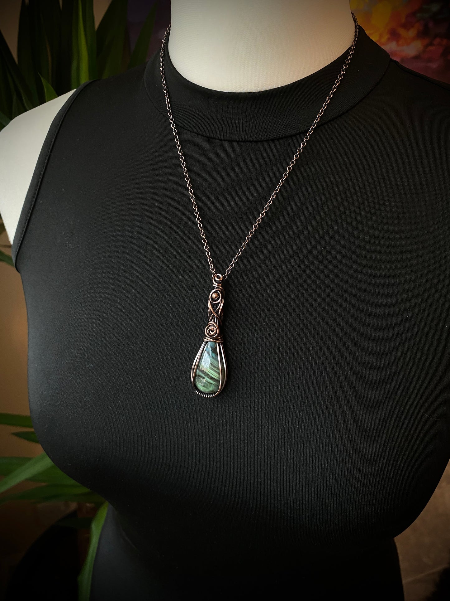 Striped Labradorite Necklace | Signature Wrap