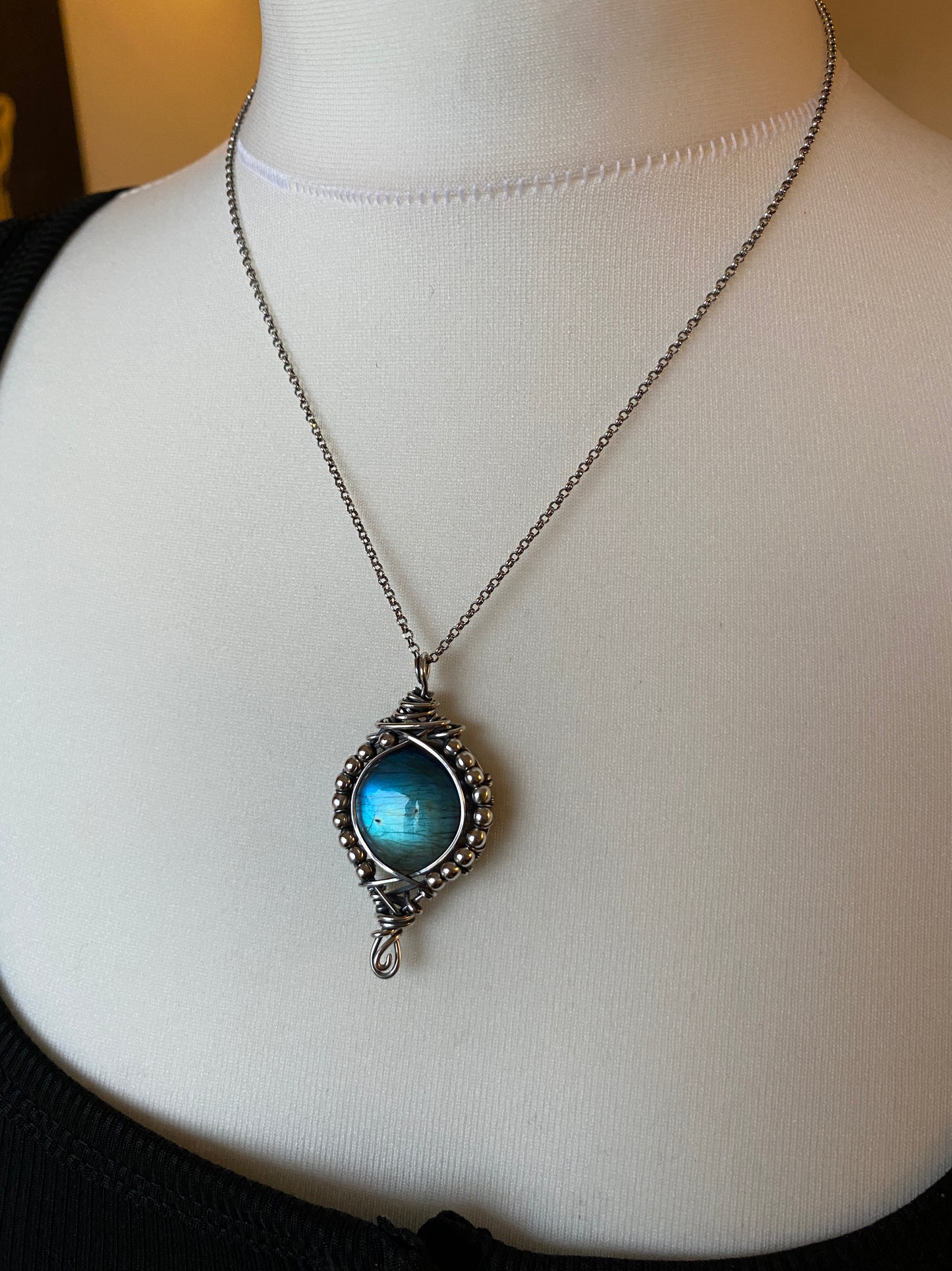 Gorgeous Labradorite Sterling Silver Necklace