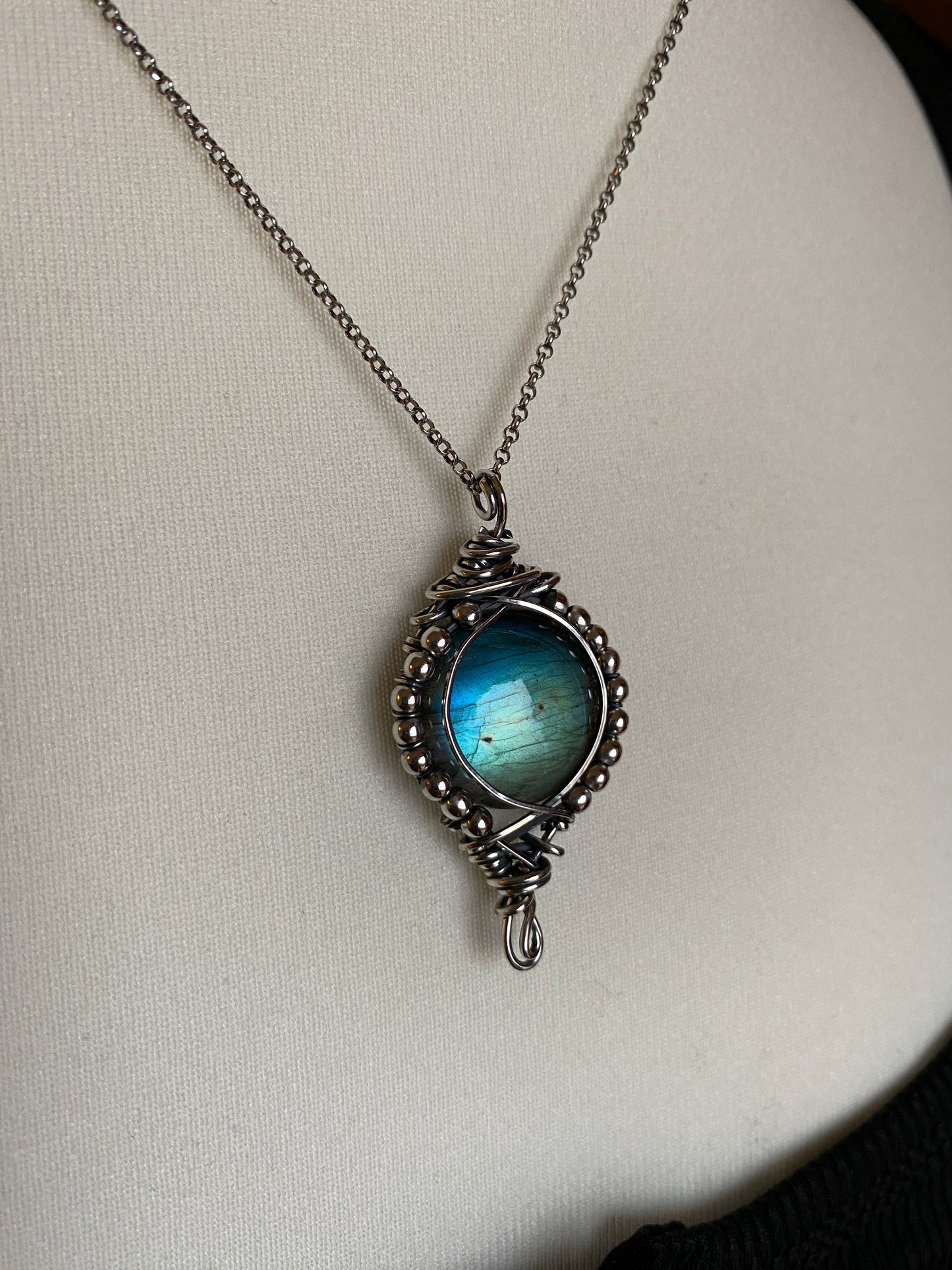 Gorgeous Labradorite Sterling Silver Necklace