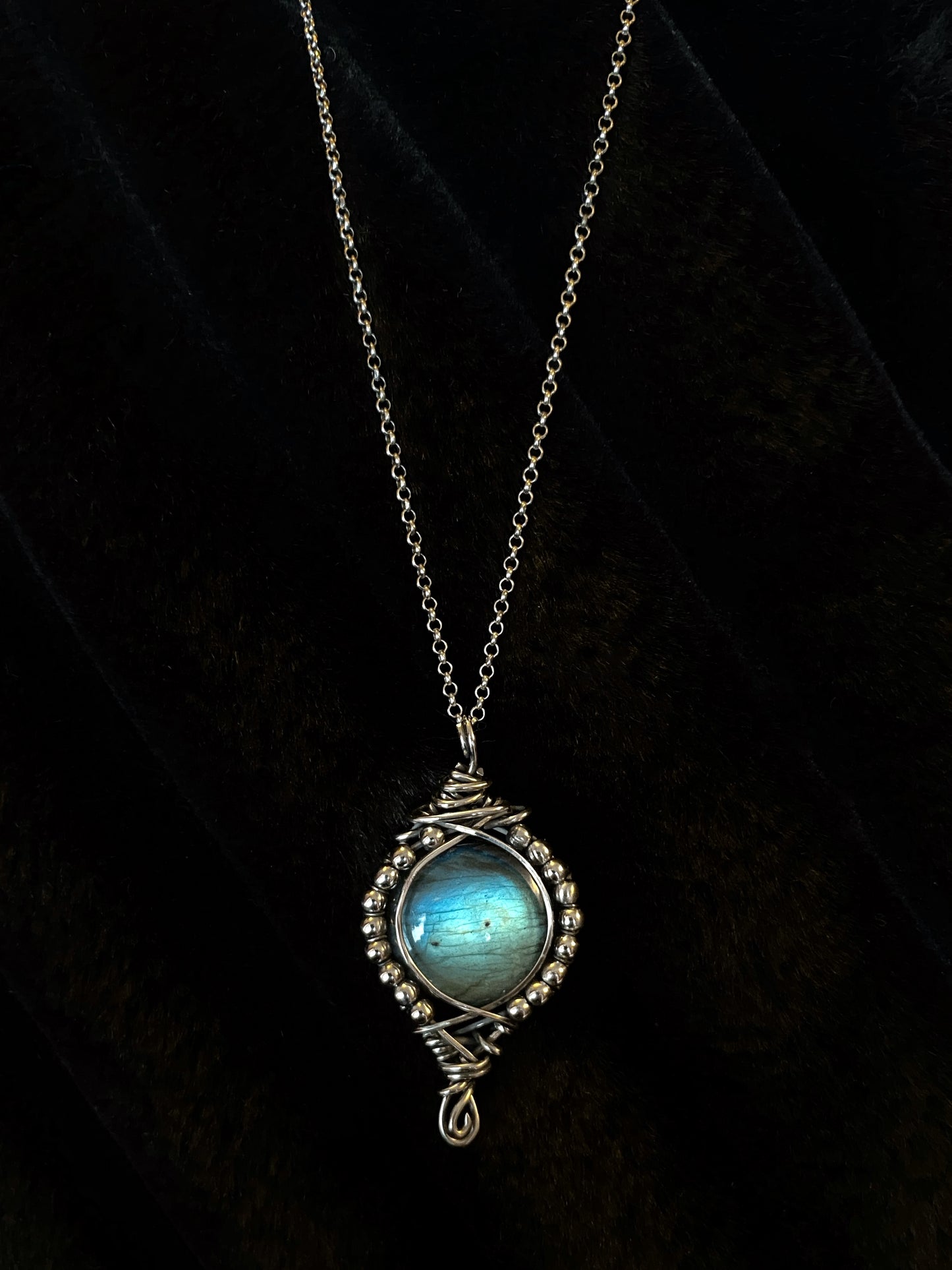 Gorgeous Labradorite Sterling Silver Necklace