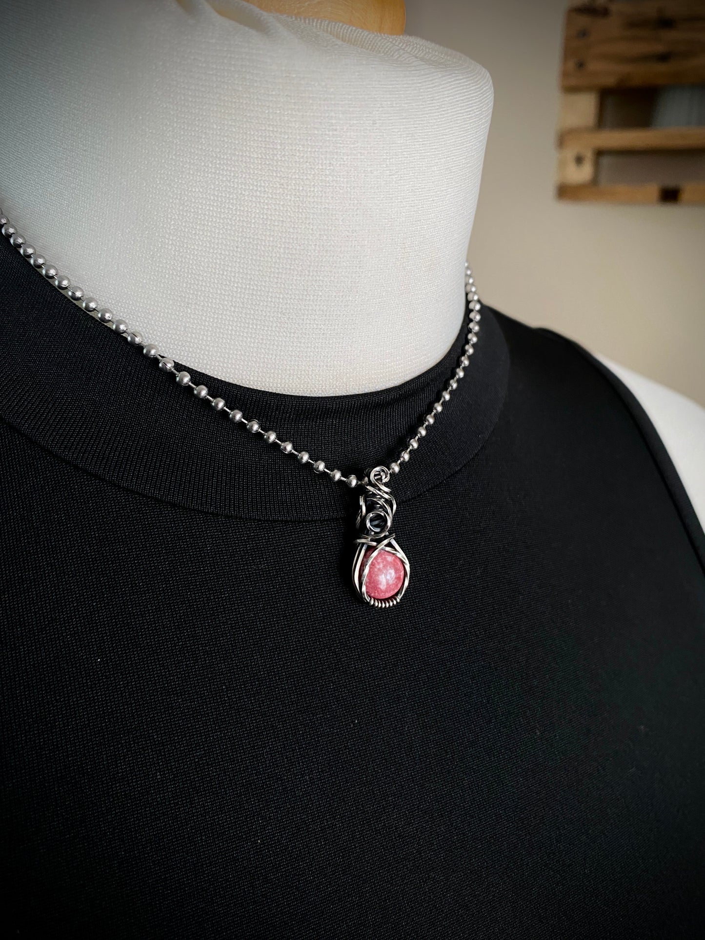 Thulite Mini Crystal Choker