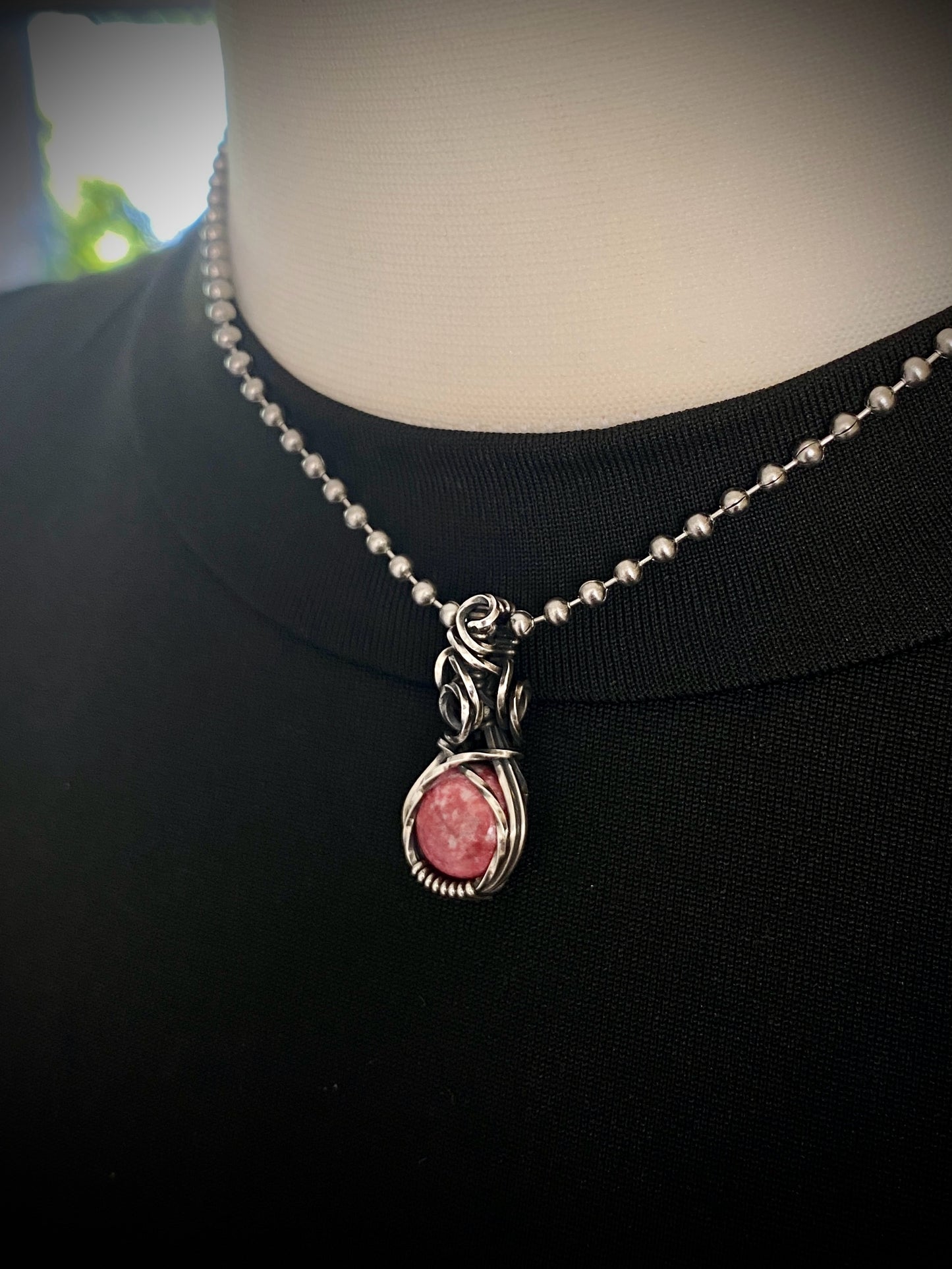 Thulite Mini Crystal Choker