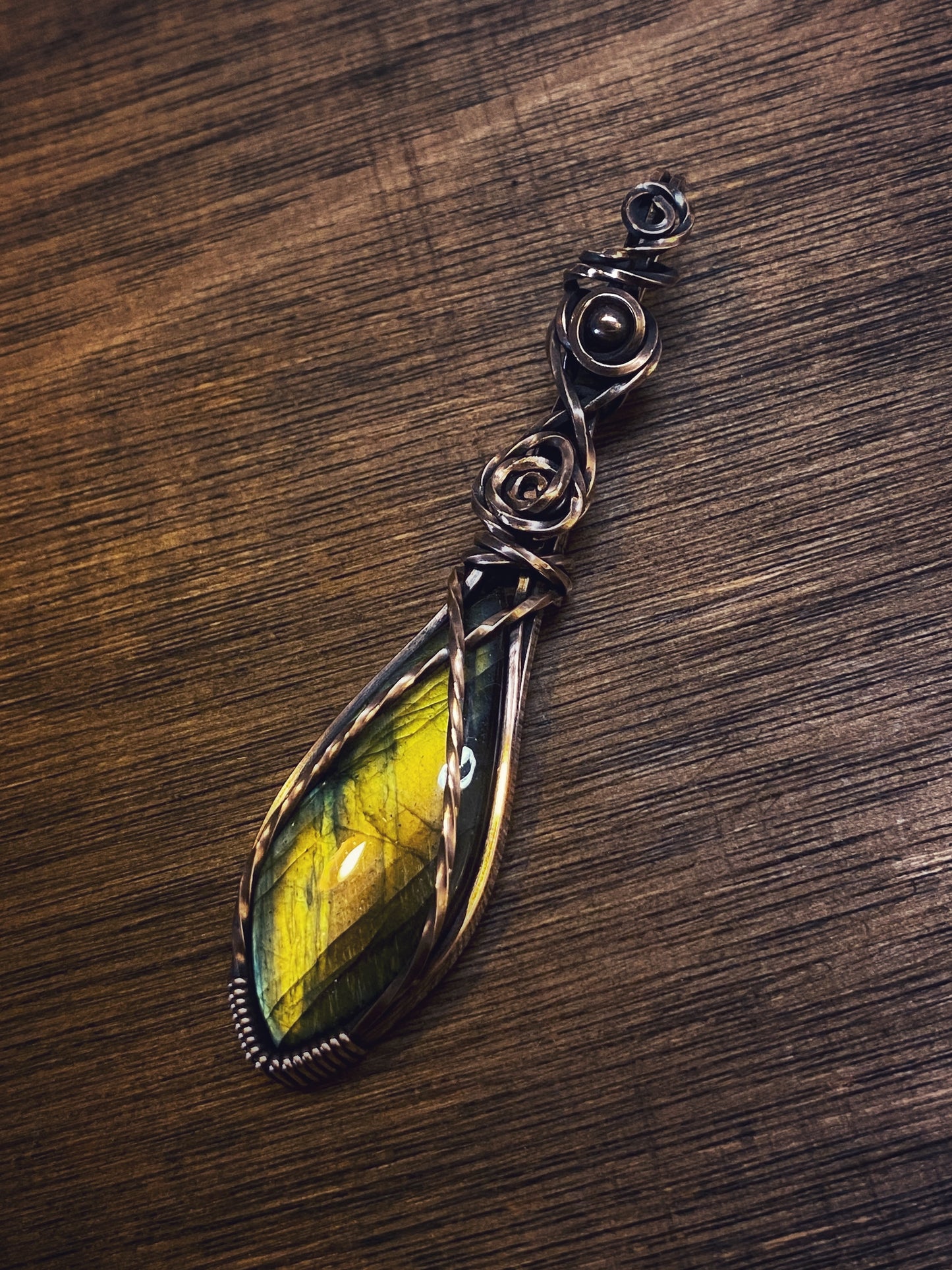 Green Labradorite Necklace | Signature Wrap